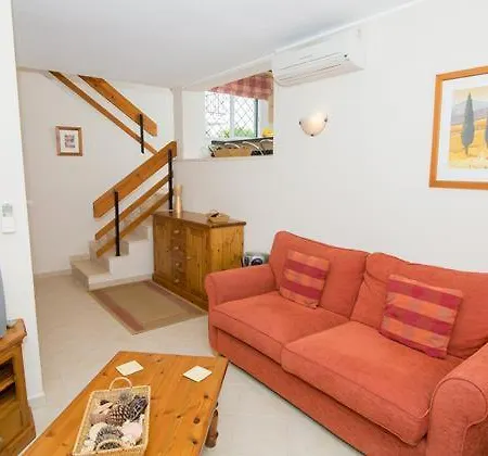Sleeps 4 Air Con T480084 * Vale do Lobo